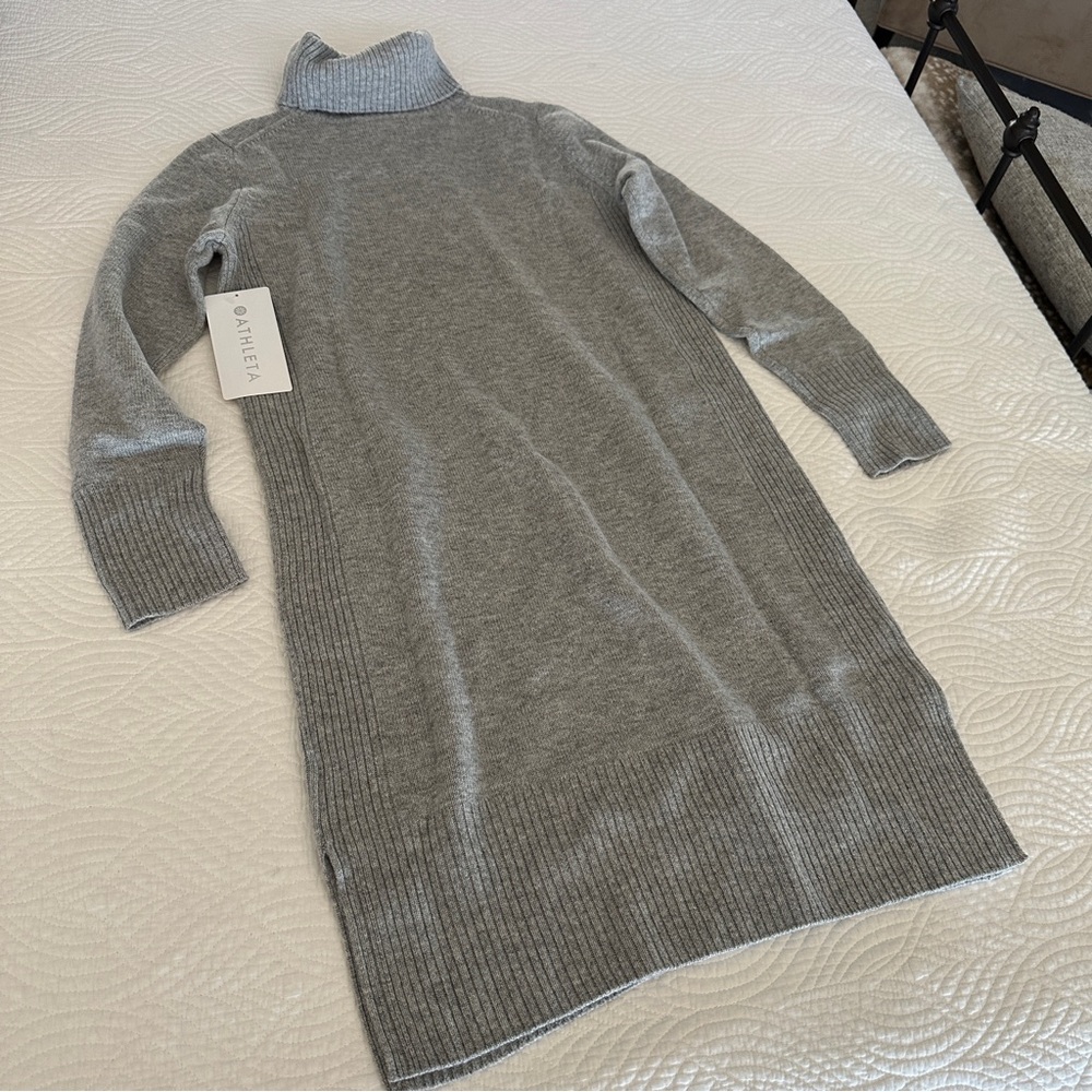 NWT Athleta Alpine Turtleneck Sweater Dress, Small Petite, Grey Heather - Picture 4 of 8